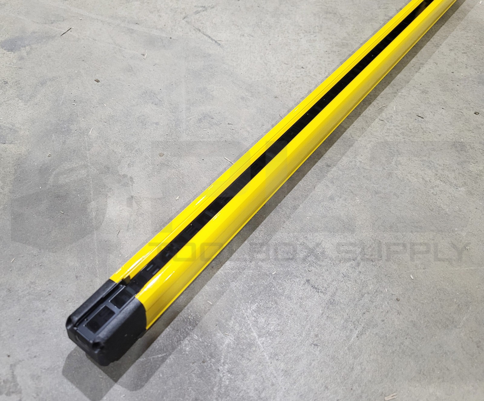 NEW KEYENCE GL-R44H-T SAFETY CURTAIN TRASMITTER