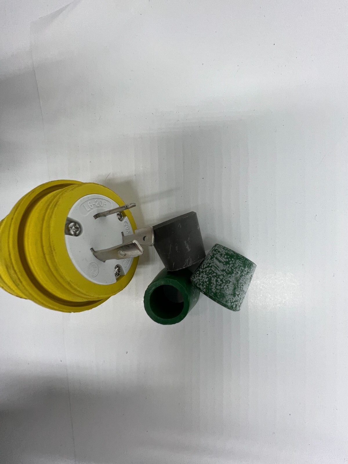 Woodhead Water Tite Connector Plug 1301470021 L6-20 20A 250V Neotex Rubber