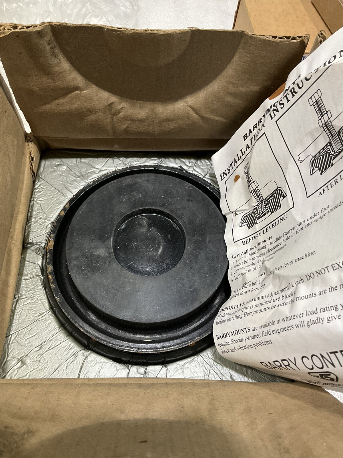28973-1 BARRY COBTROLS LEVELING MOUNT LM5-B W/ SPECIAL PAINT NEW