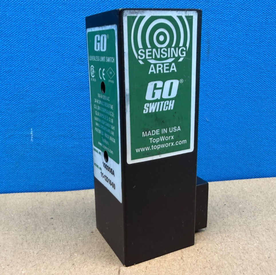 GO Switch TopWorx 11-12310-00 Leverless Limit Switch 10A 120VAC FM USA