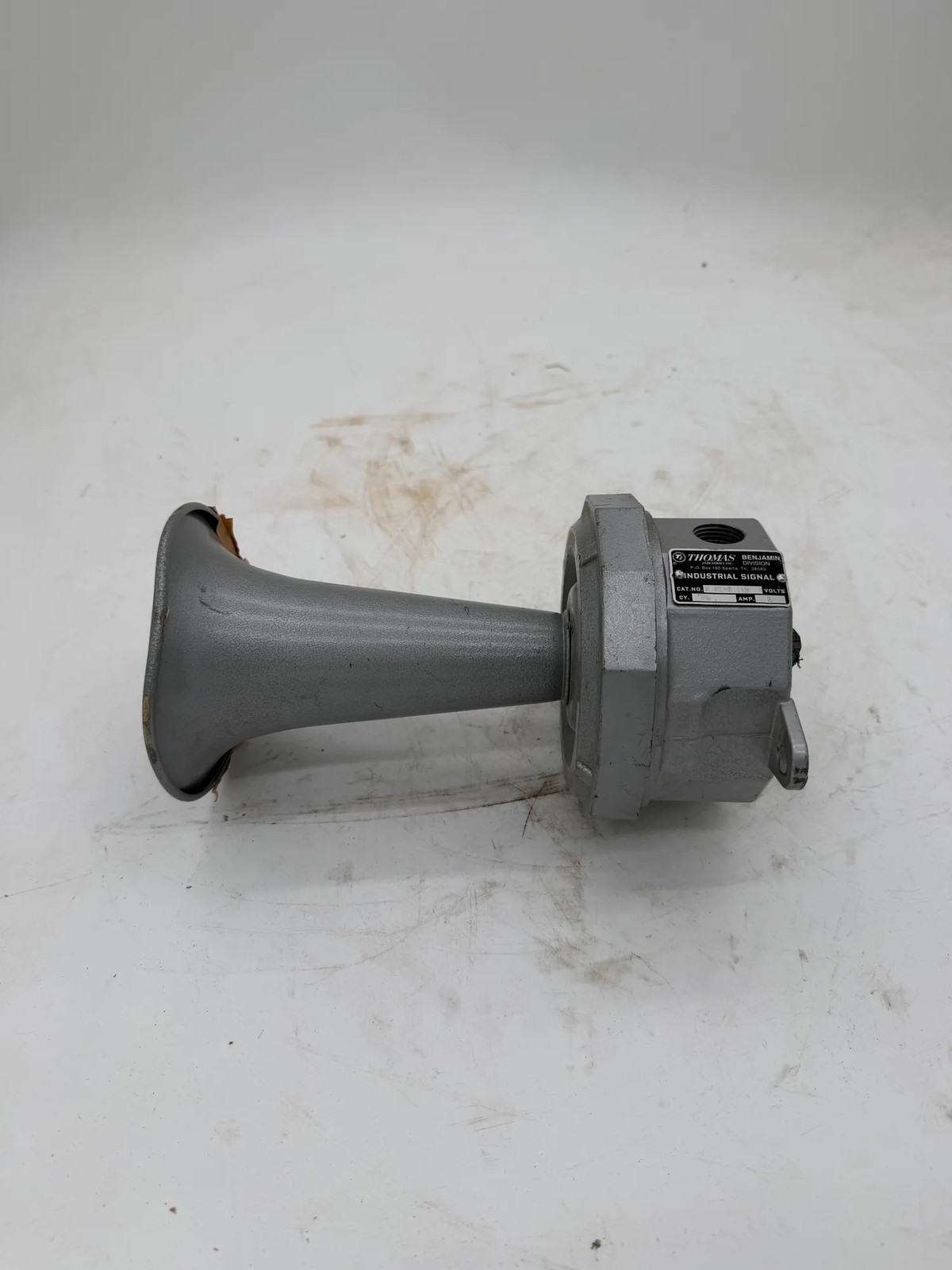THOMAS INDUSTRIES INC. N 8546 115 INDUSTRIAL SIGNAL HORN 60 CY .2 AMP