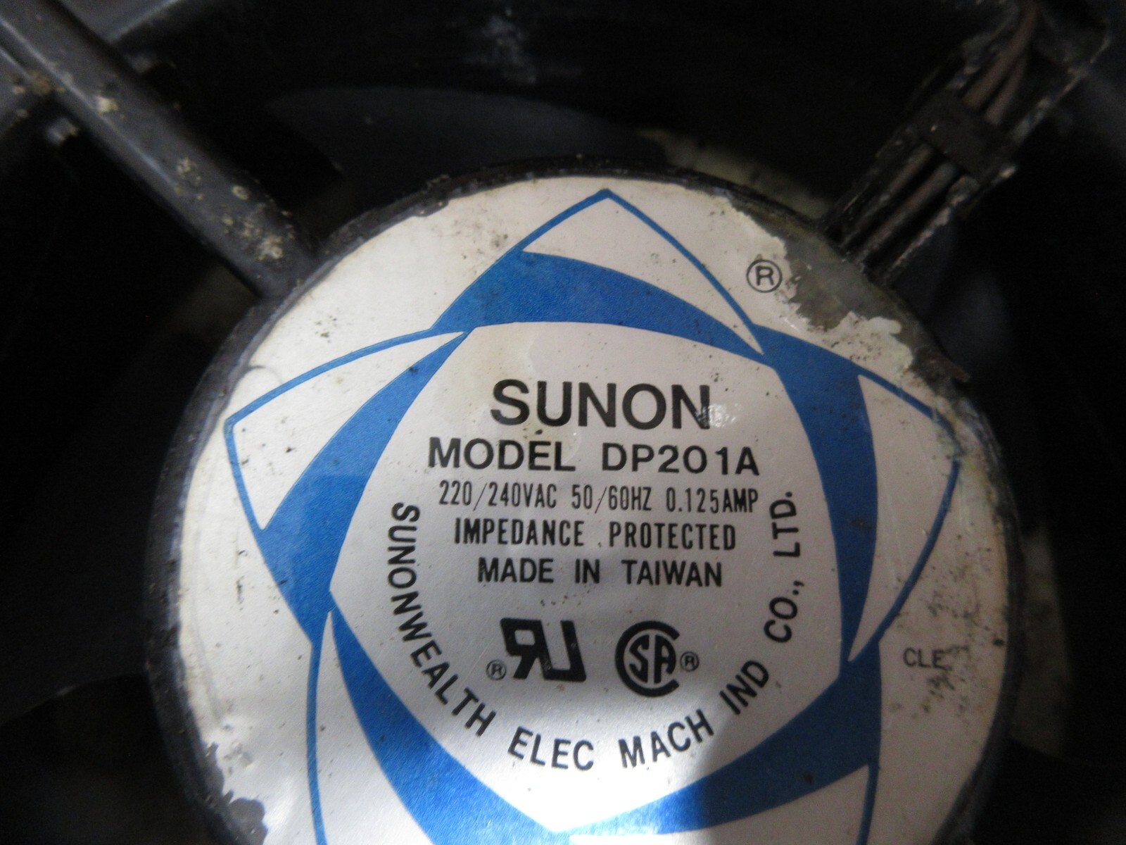 SUNON FAN DP201A 220/240VAC 50/60HZ LOT OF 4 PIECES