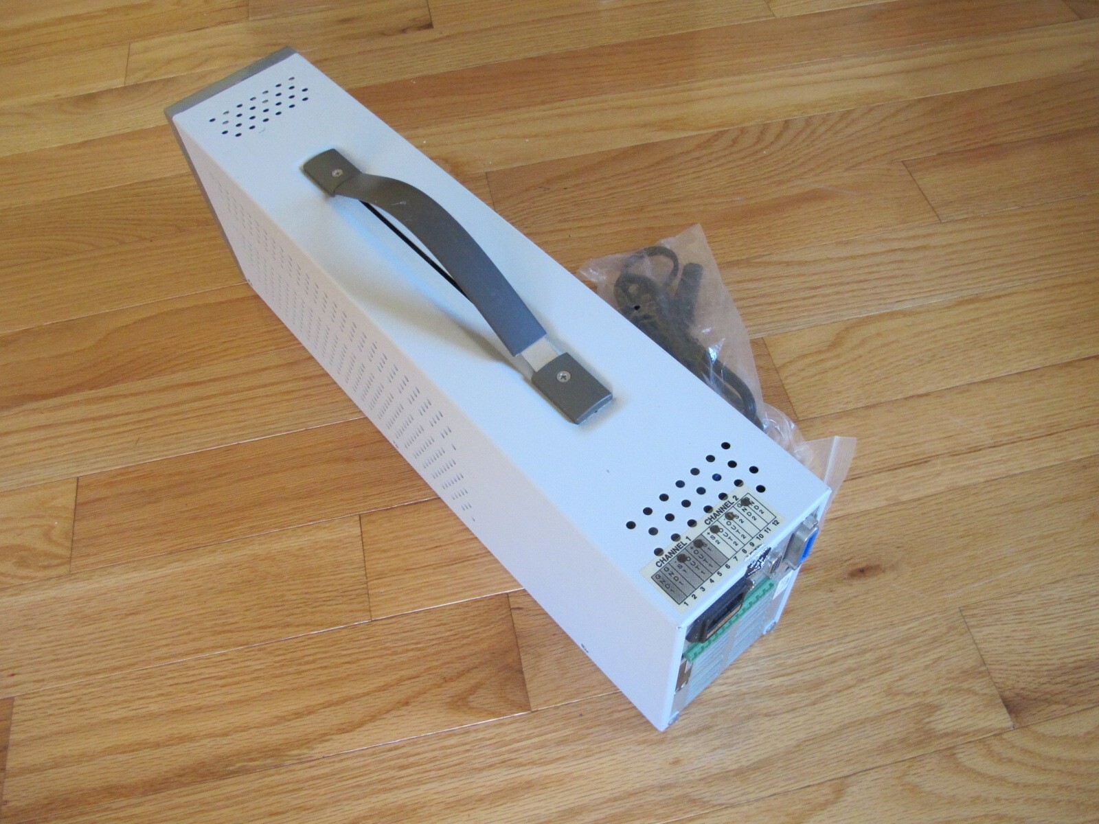 Amrel PD5-3D DC Power Supply (5V/3A)
