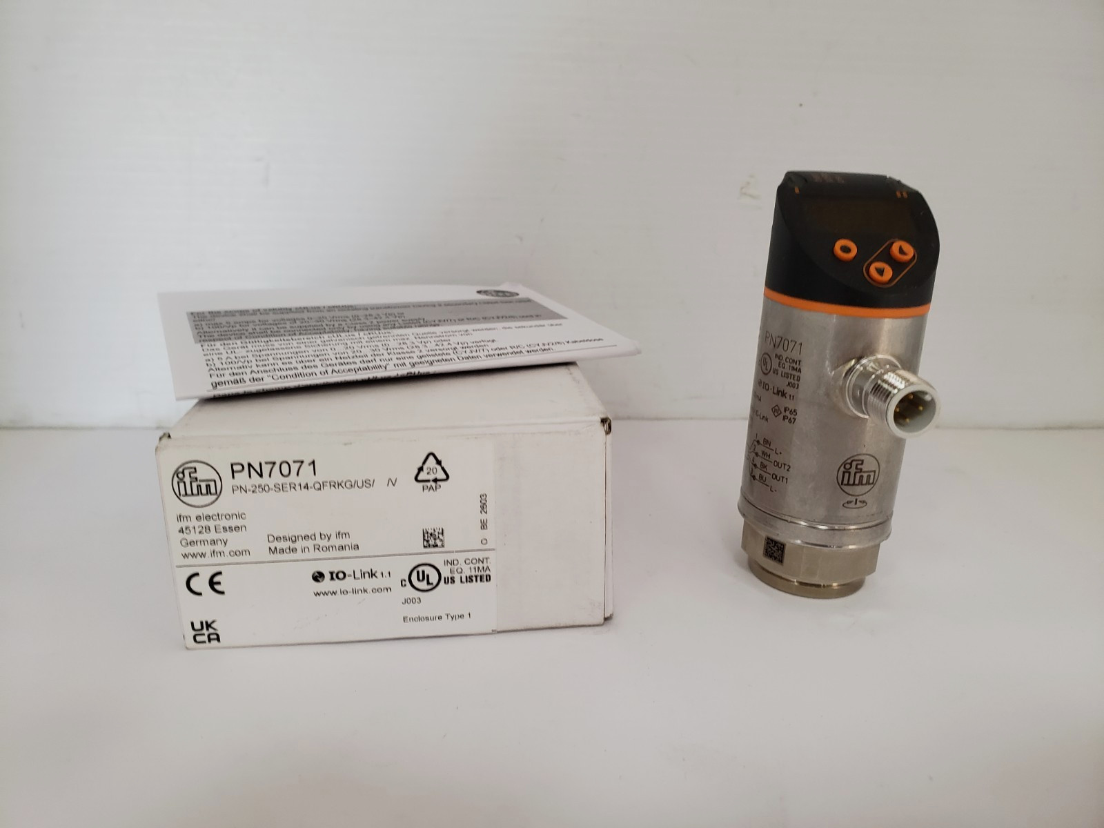 IFM ELECTRONIC PN-250-SER14-QFRKG/US 1V-PN7071 PRESSURE SENSOR W/DISPLAY NIB