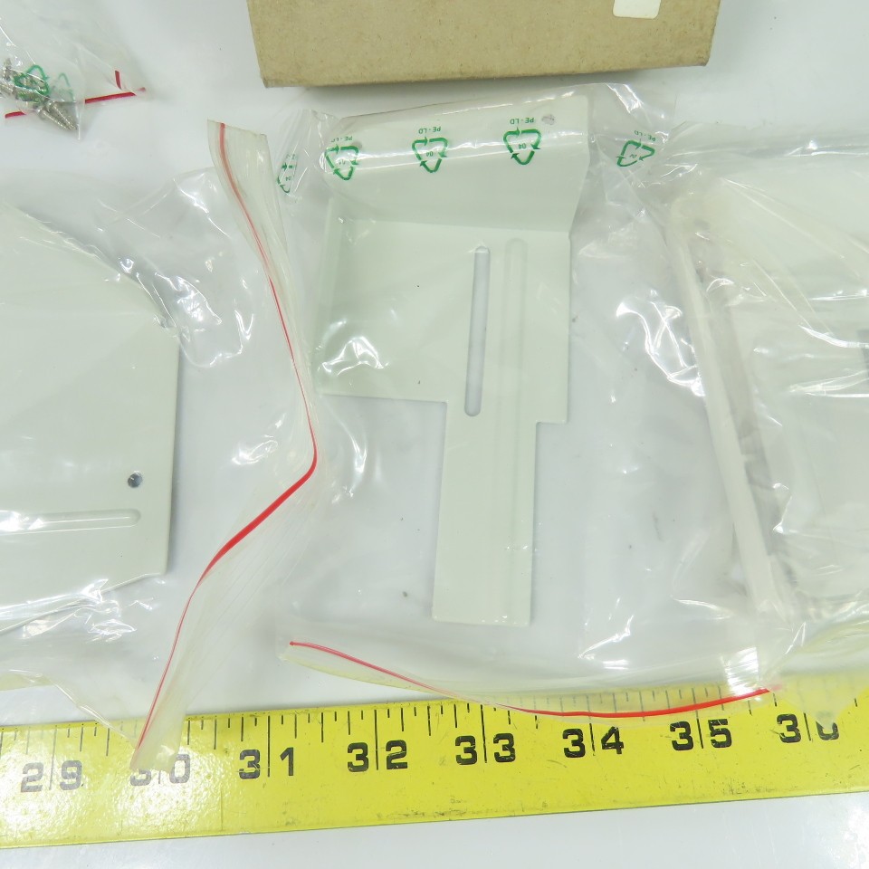 Siemens S30817-K6040-A101 Wall Mount Kit