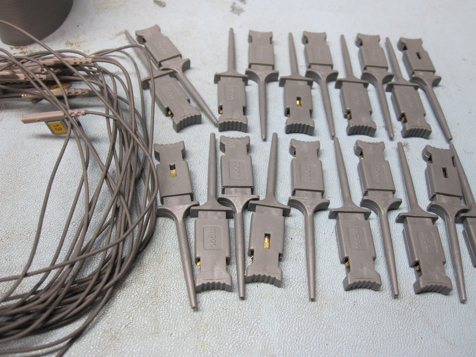RIGOL LH1116 Active Logic Head 16 Channel W/ Extras, Main Cable, Leads, & Clips