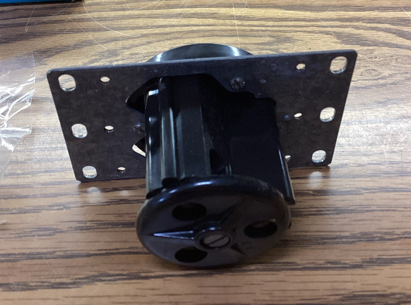 NOB Leviton 98479-90-20-37 Duplex Receptacle Outlet