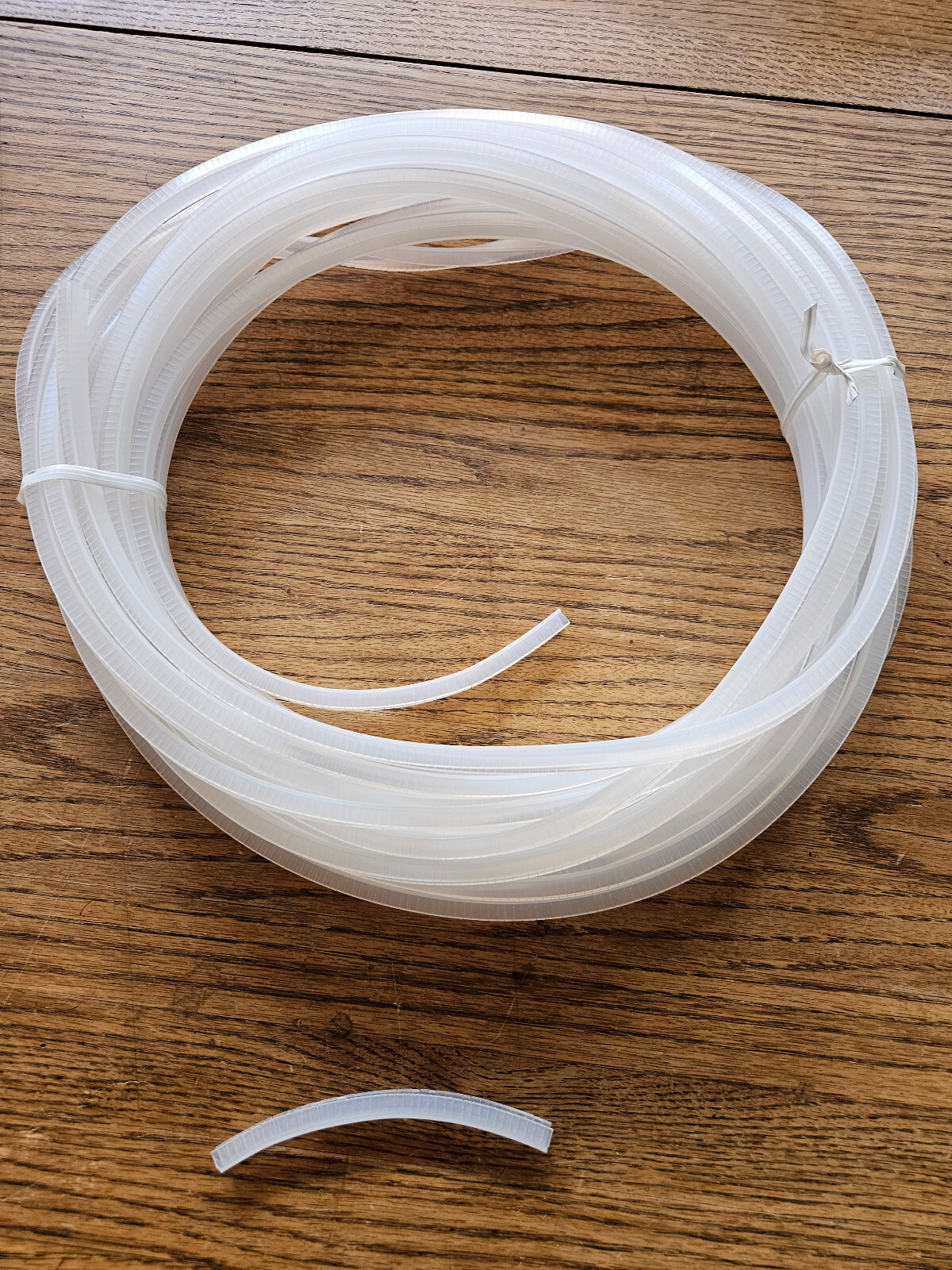 McMaster Carr Lip Seal RPK-GR250-20107 Grommet Strip Plastic 45 Ft New Open Box