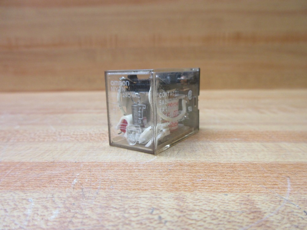 Omron MY2N-220/240V AC Relay MY2N-220/240VAC