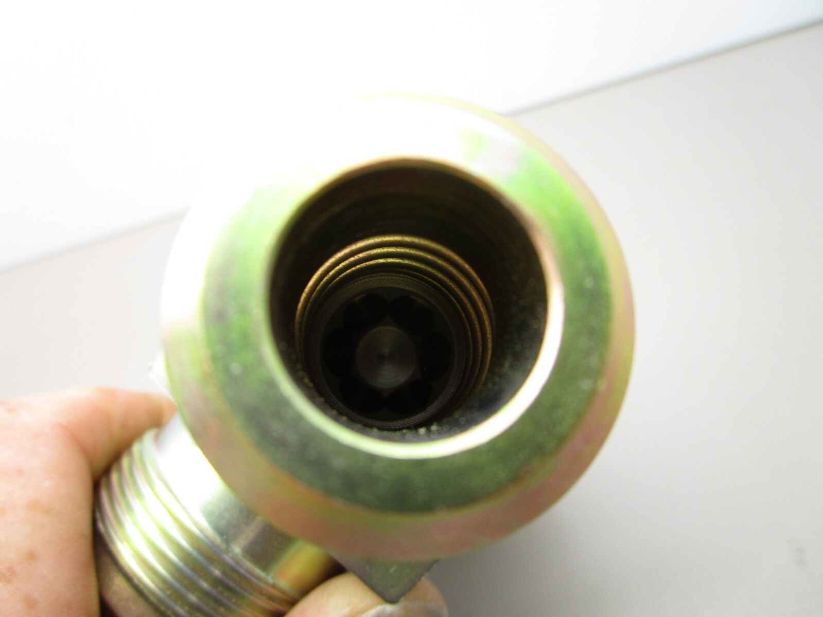 New Flyer 115509 Hydraulic Relief Valve Tee 65PSI 1″ ORB x 1-1/4″ x 1-5/8″ JIC