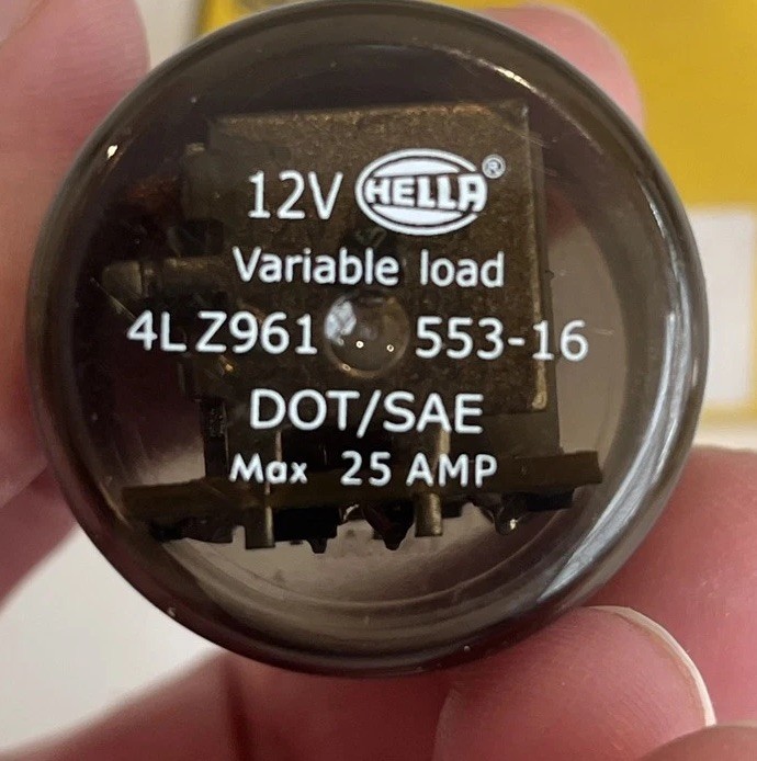 HELLA 961553161 Flasher 12V 3 Pin Rnd, Multi