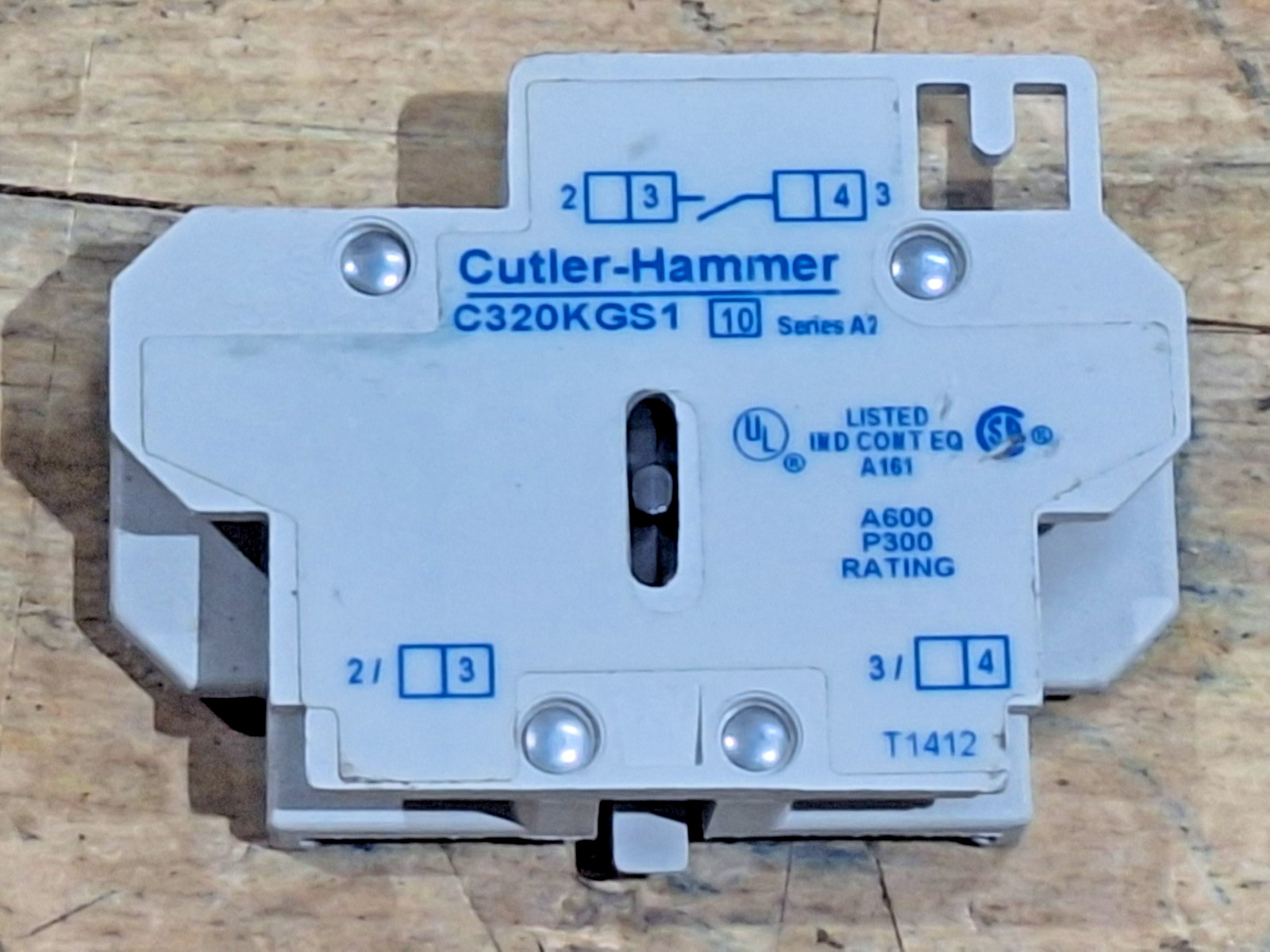 CUTLER HAMMER C320KGS1 FREEDOM SERIES SIDE MOUNT AUXILIARY CONTACT 1 N.O.
