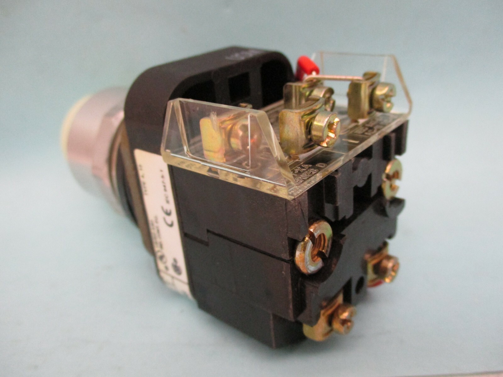 New Open Box Allen-Bradley 800T-PT16W Pilot Light Type 4, 13 White Lens A3907DH