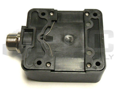 NEW IN BOX ALLEN BRADLEY 871F-P50BN80-N4 SER A FLAT PACK 80X80 PROXIMITY SENSOR