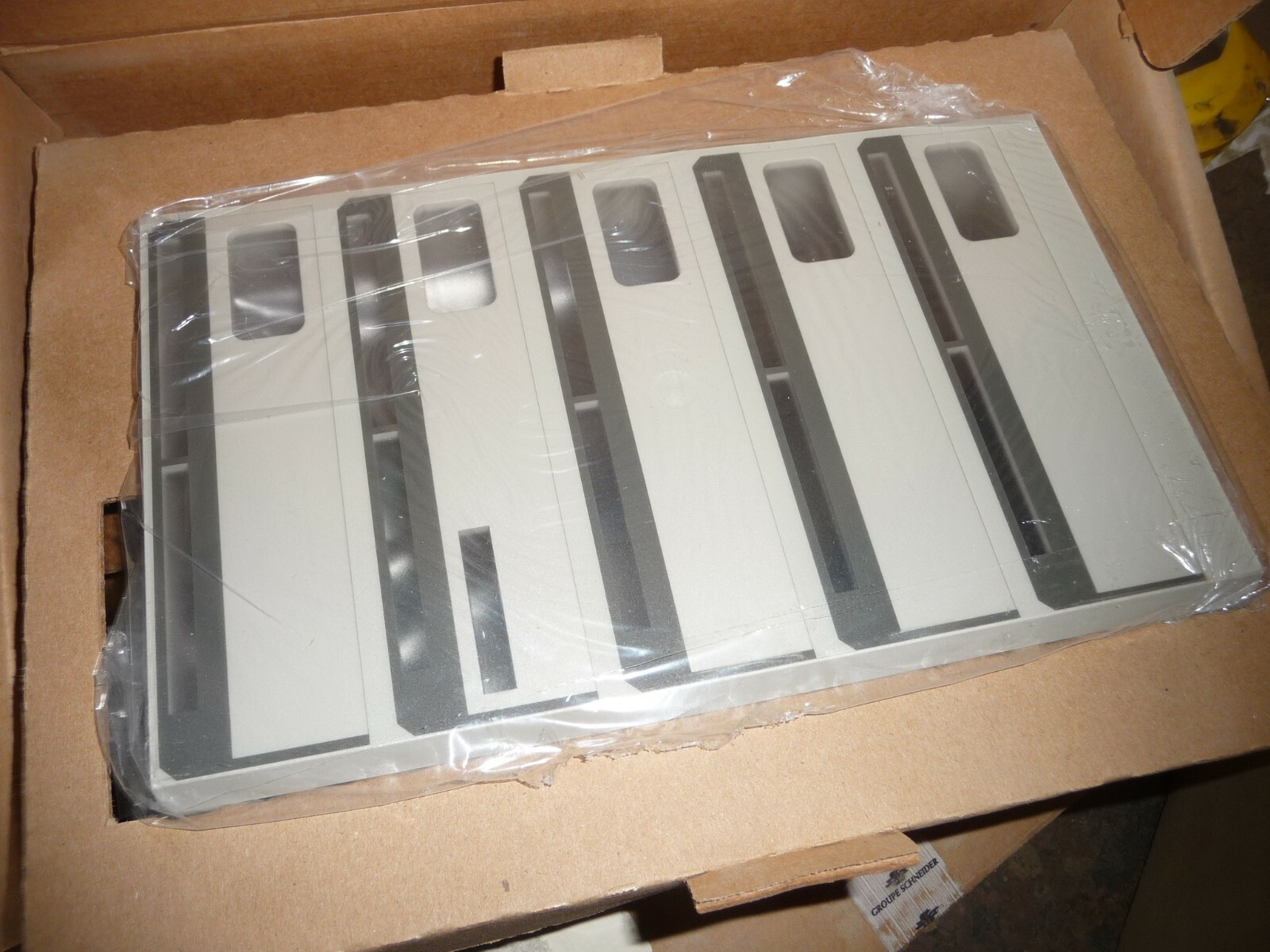 Schneider Modicon DTA 201/AS-HDTA-201