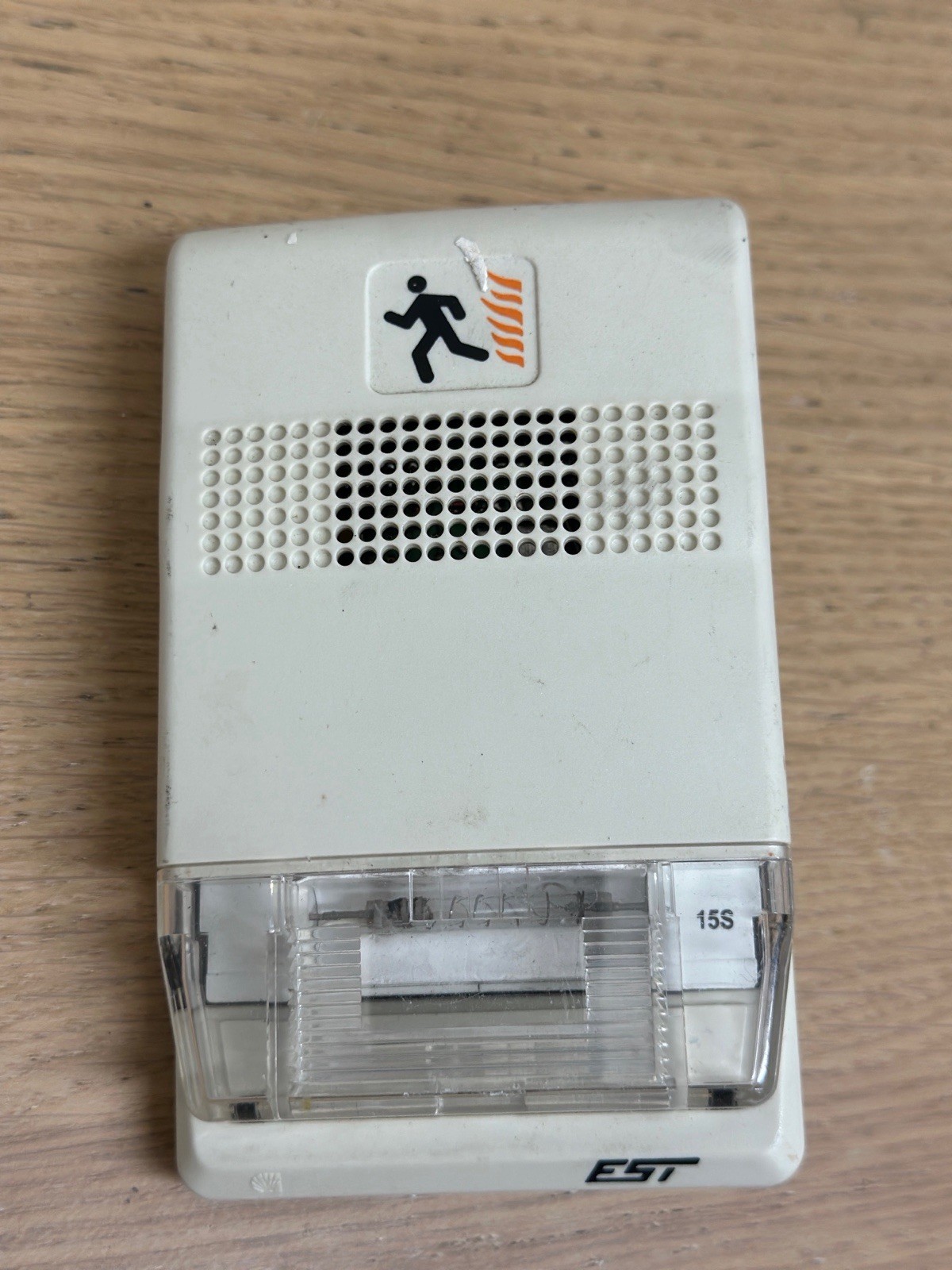 Edwards EST G1-V30 20-31VDC Strobe Genesis 15cd White