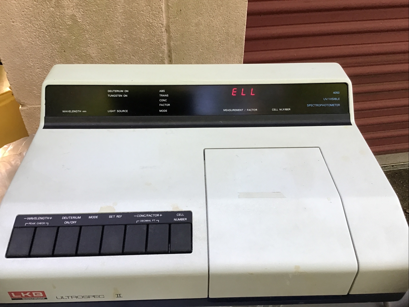 LKB Biochrom Ultrospec II 4050