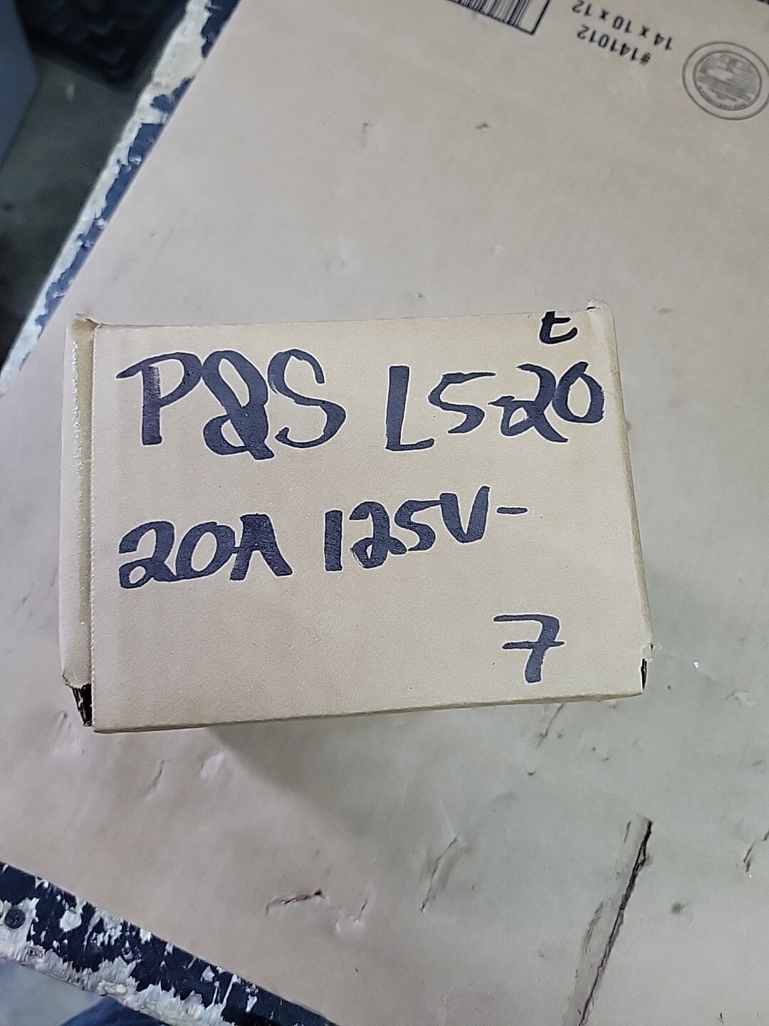 Pass and Seymour L5-20 Turnlok Female Plug 20 Amp 125 Volt
