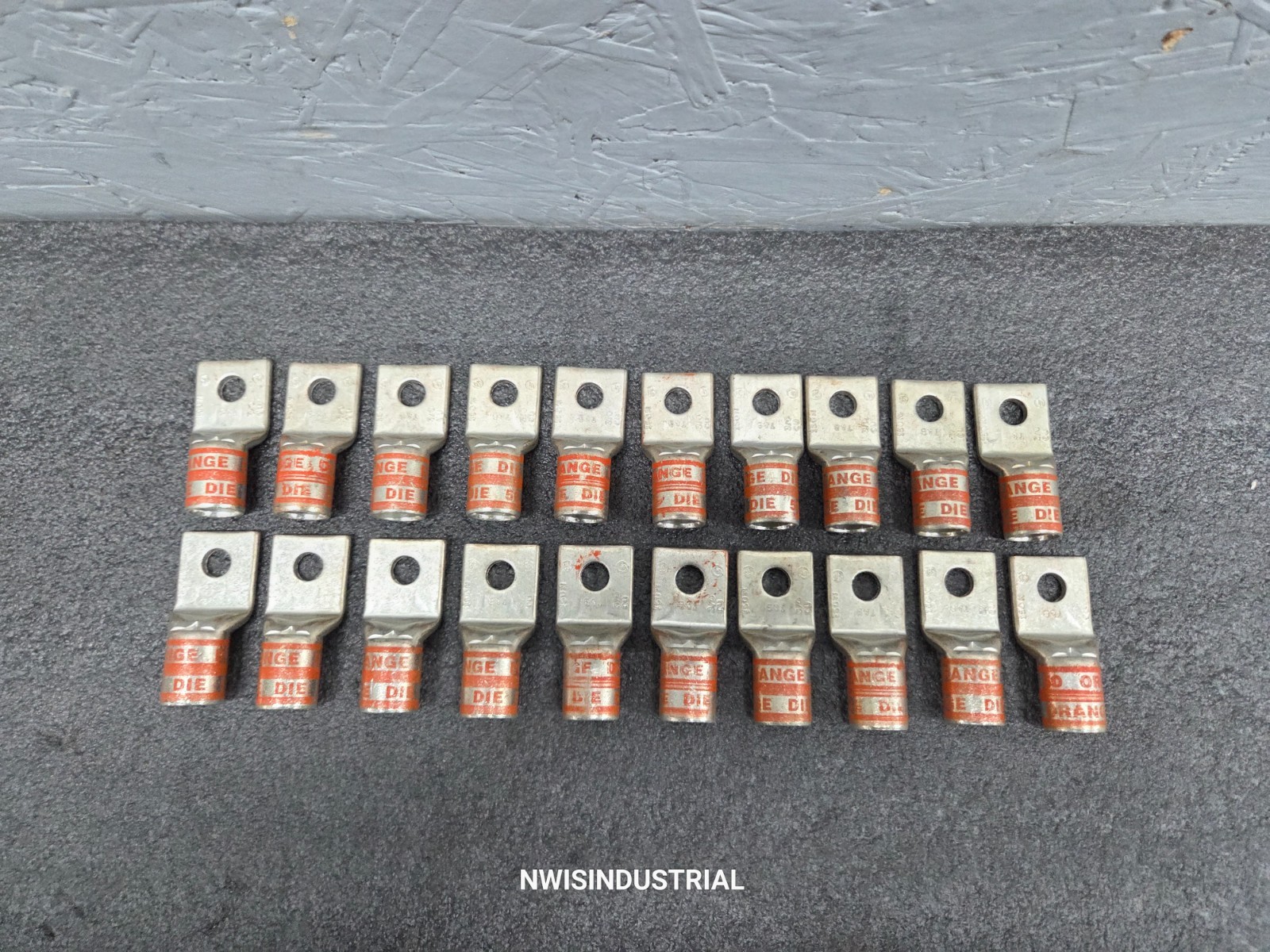 Lot of 20 – THOMAS & BETTS-T&B 150N, 3/0, CU, ORANGE DIE, Short Barrel, 1 Hole
