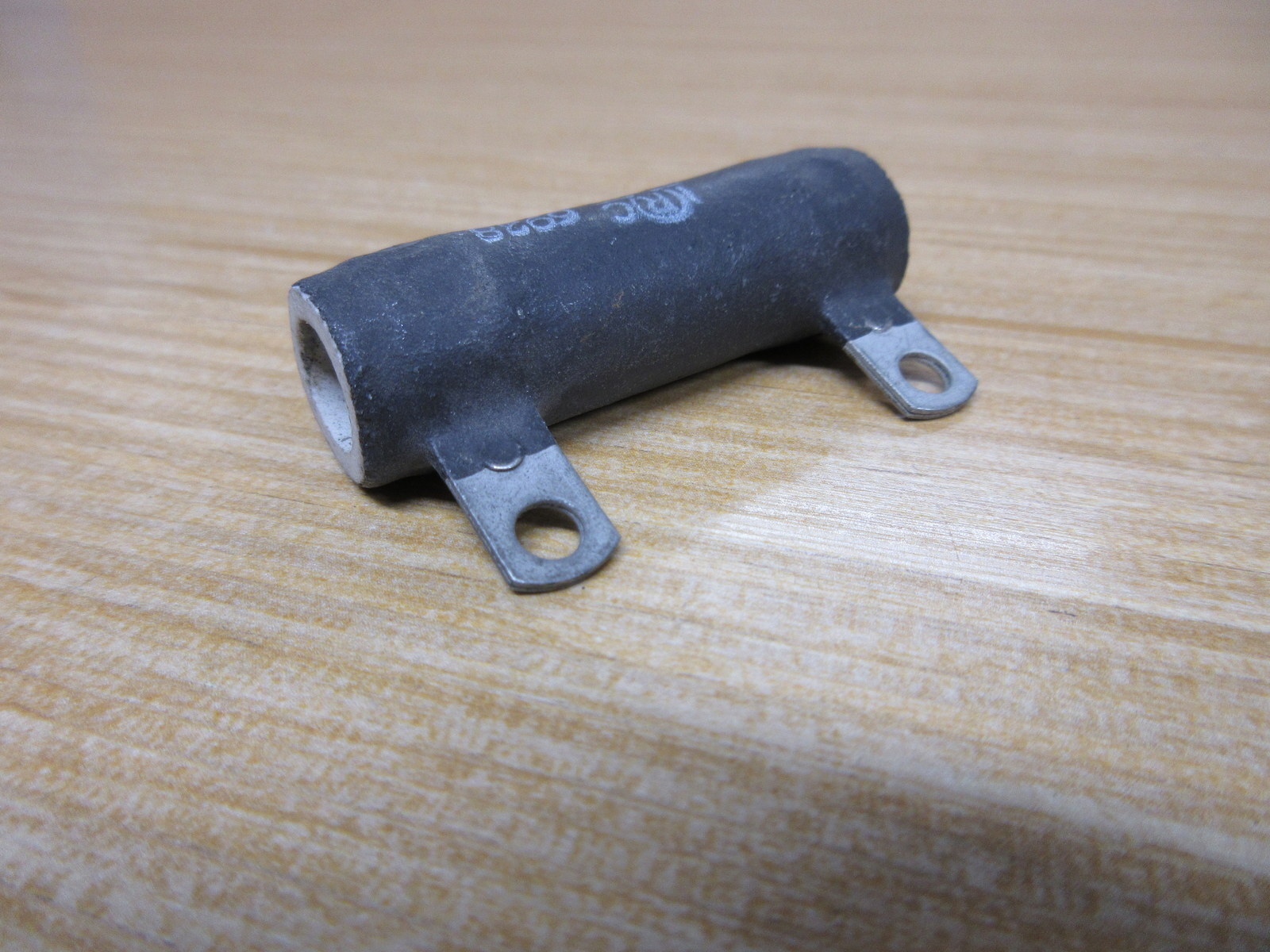 IRC 443A322H34 Resistor 500Ω