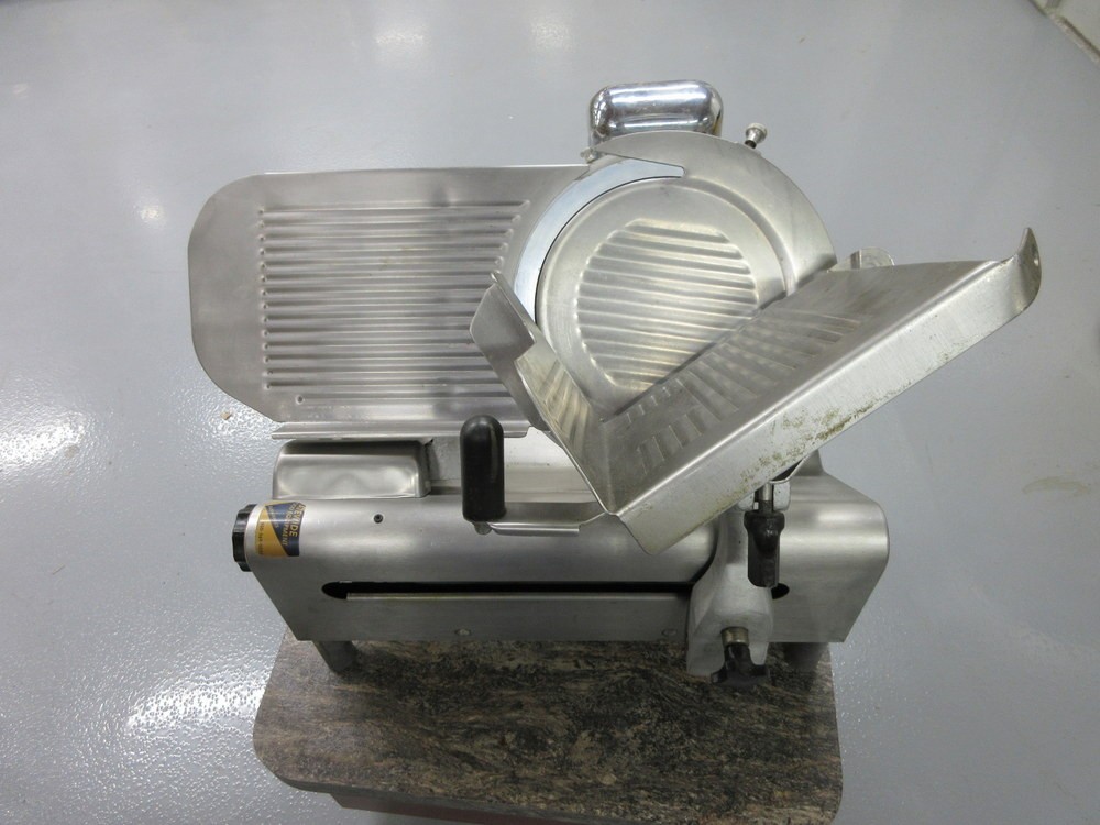 Globe Food Equipment 2500 12″ Food Slicer 194