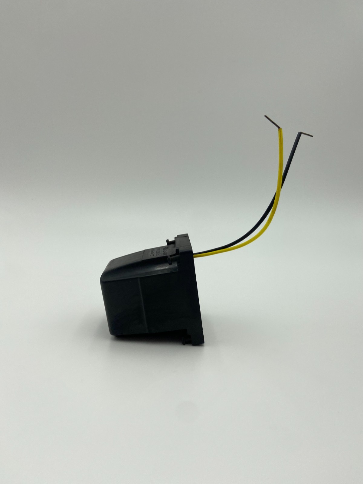 G.W. LISK / Racine – Solenoid Coil – 110/115 VAC 50/60HZ K16-34-27 – Genuine-New