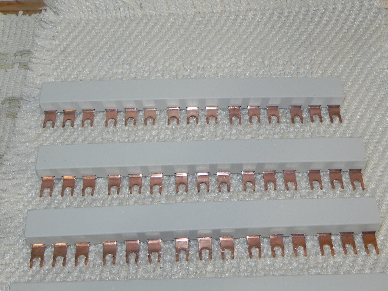 4) WEG BBS45-5, 1) BBS45-4 Distribution Bus Bar System WEG Mpw25 Motor Protector