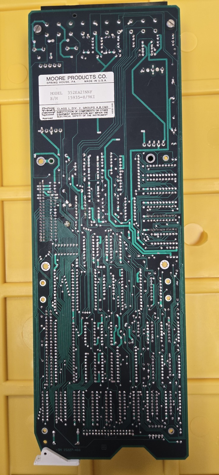 Moore Products Co. 352 Loop Controller f/w B Module 352EA21NNF