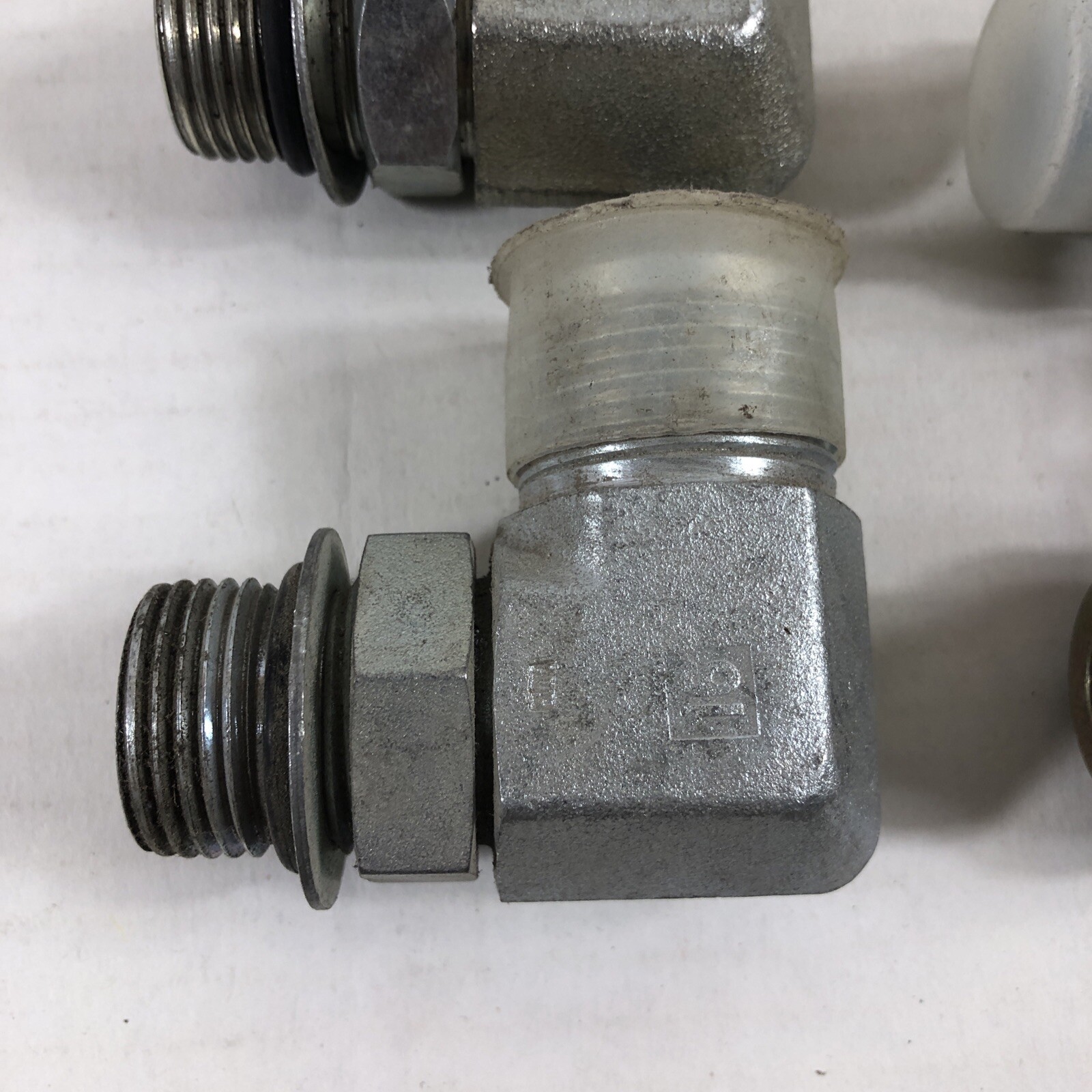 Lot of 5 – 2062-12-16S Hose Adapters 3/4″ ORB 1″ JIC (5030)