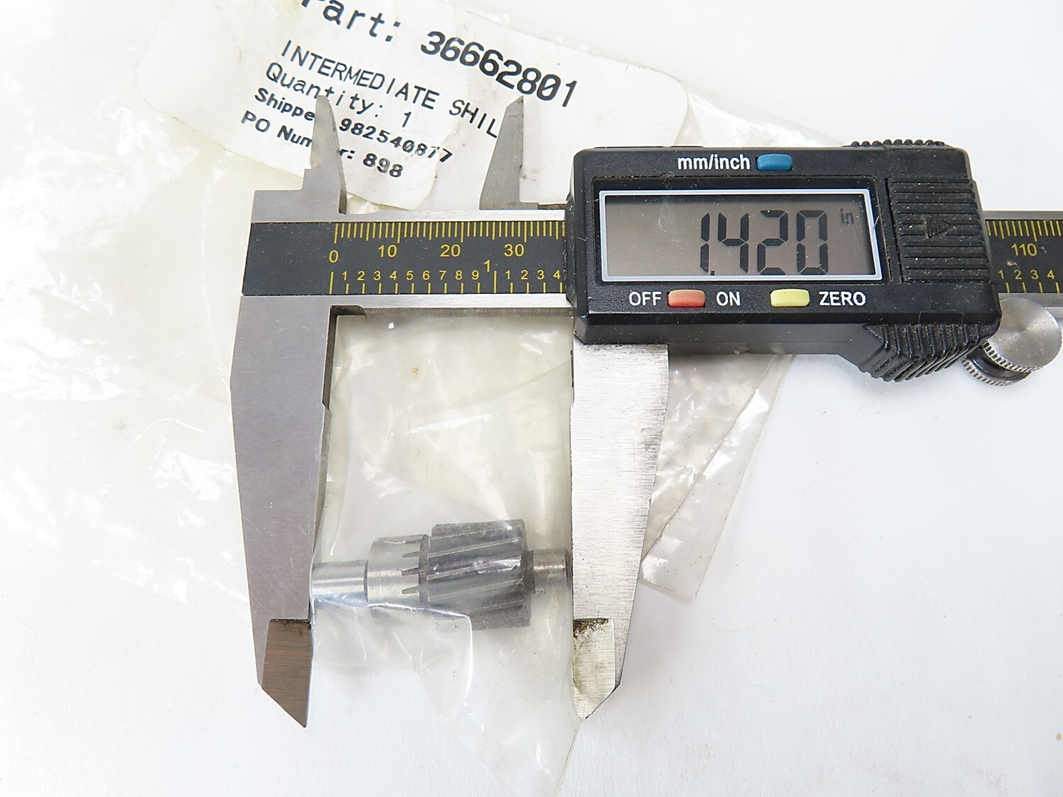 Milwaukee 36-66-2801 Intermediate Shaft 36662801 (NOS) NEW NO BOX
