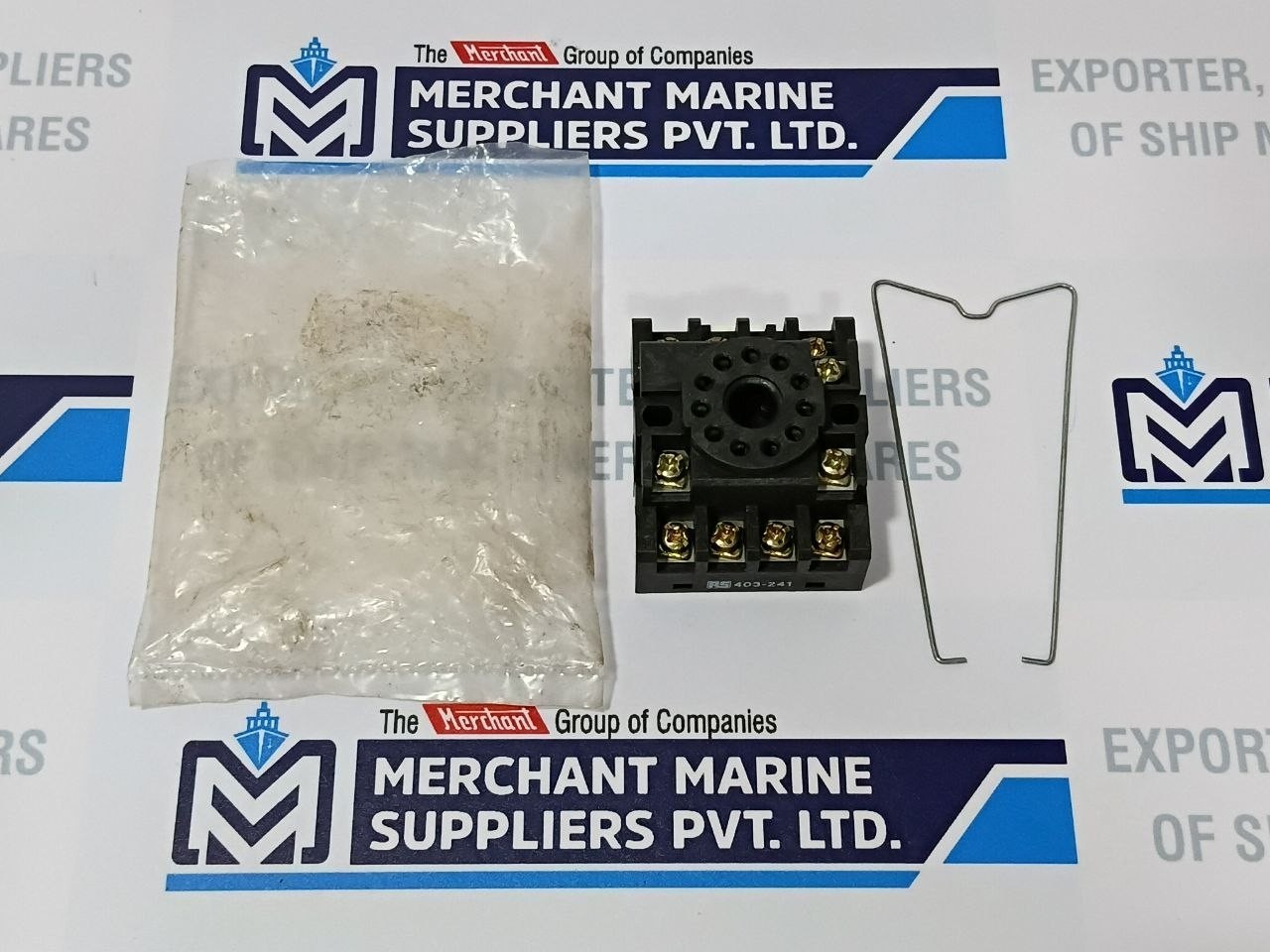 RS 403-241 11 Pin Relay Socket Base