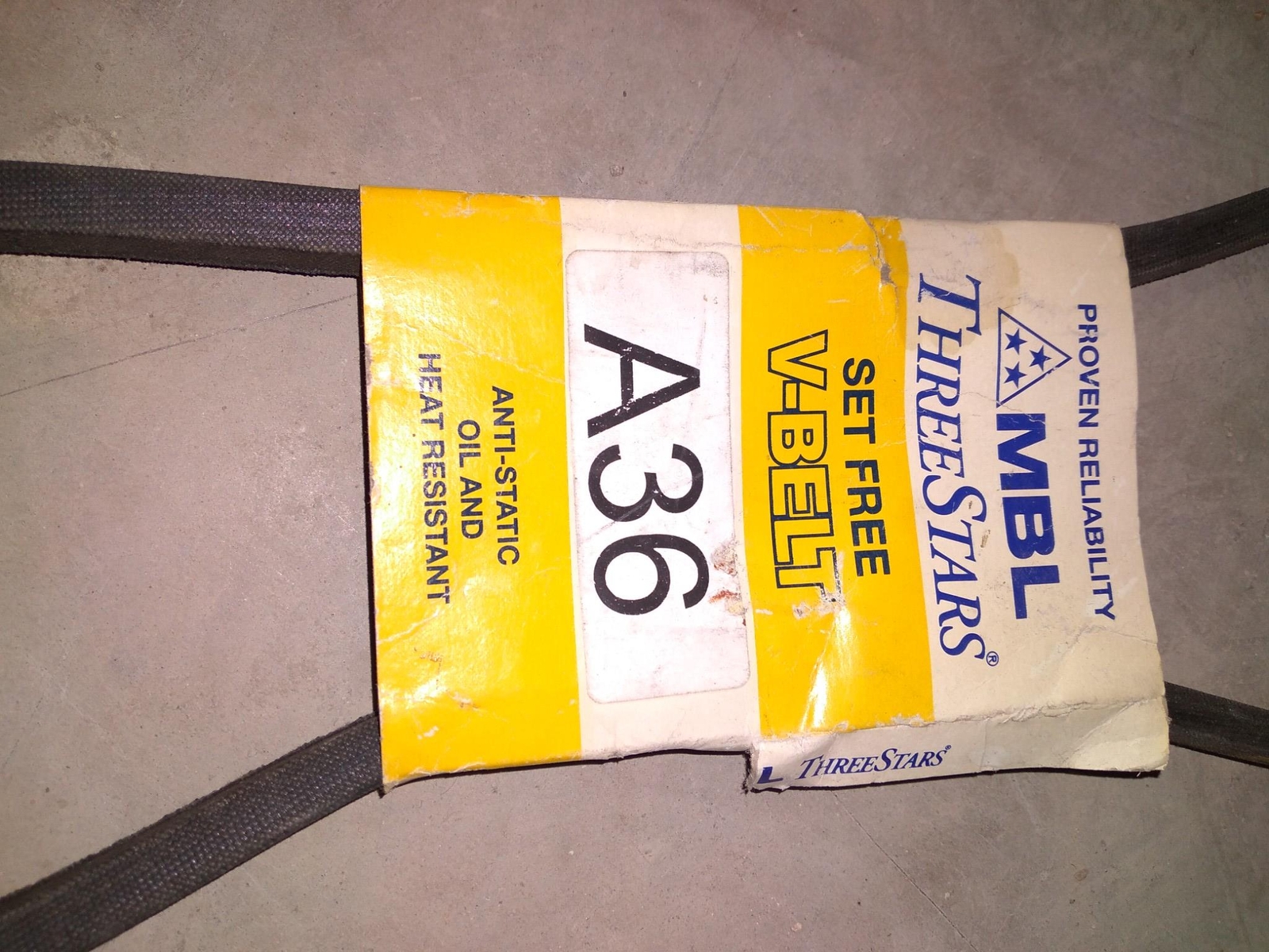 MBL THREE STARS AND GATES V BELT A36