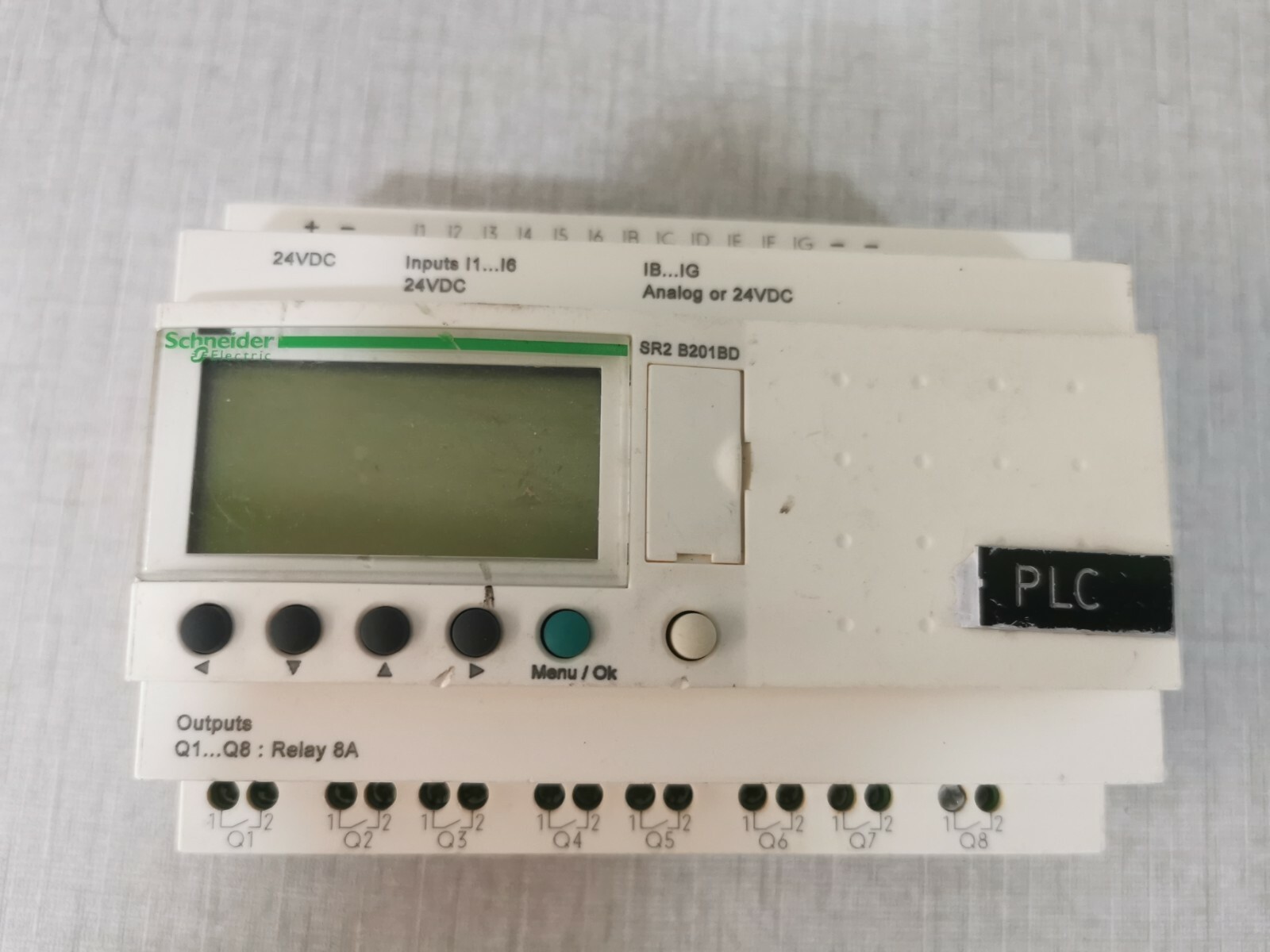 Schneider Electric SR2 B201BD Smart Relay 24VDC 240VAC TRIED & TESTED