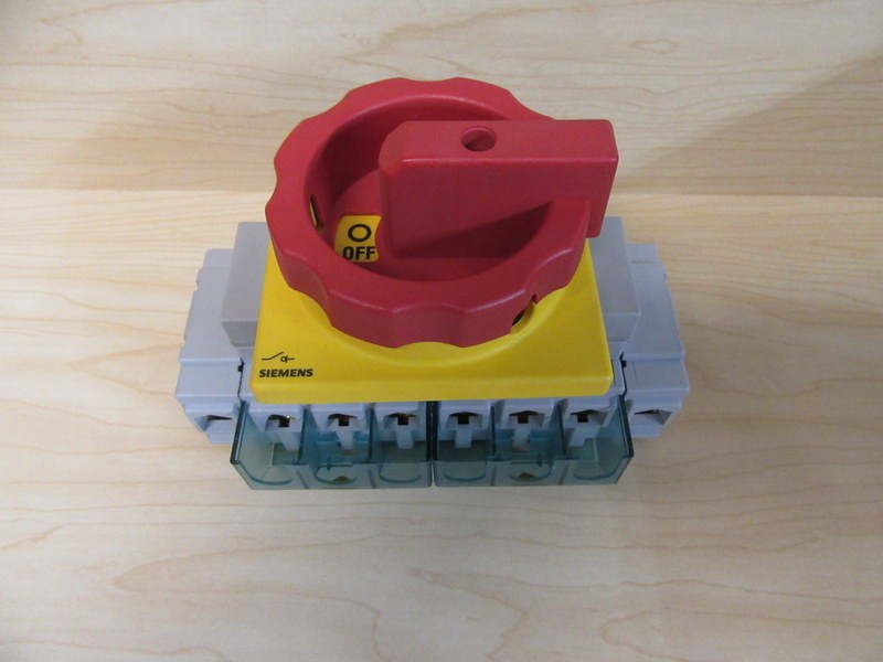 Siemens 3LD2504-3VK53 Emergency Switch 3LD25043VK53
