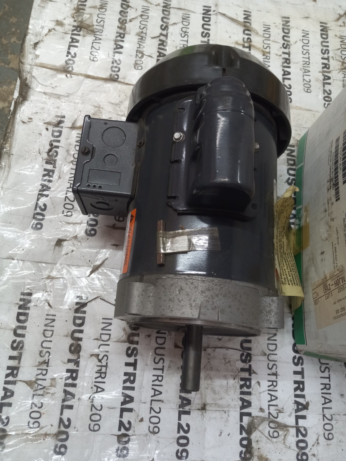 .5 HP US MOTORS T12CA1JCR 3450 RPM 1PH 60HZ TEFC FR:56C 115-208/230V