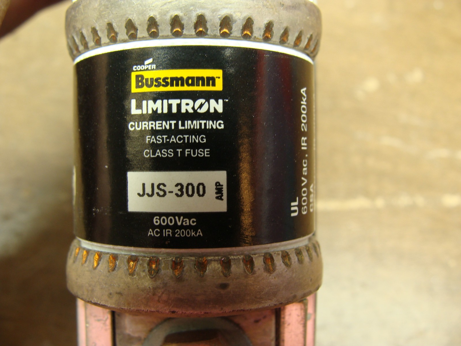 BUSSMANN FUSE BLOCK T60400-1C 400A 600V W/LIMITRON FUSE JJS-300