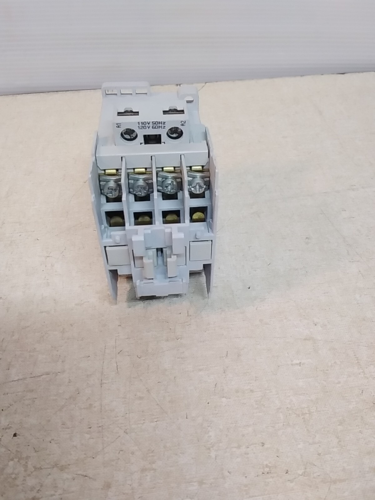 Allen Bradley 100-C09*10 Contact Block Series A *FREE SHIPPING*