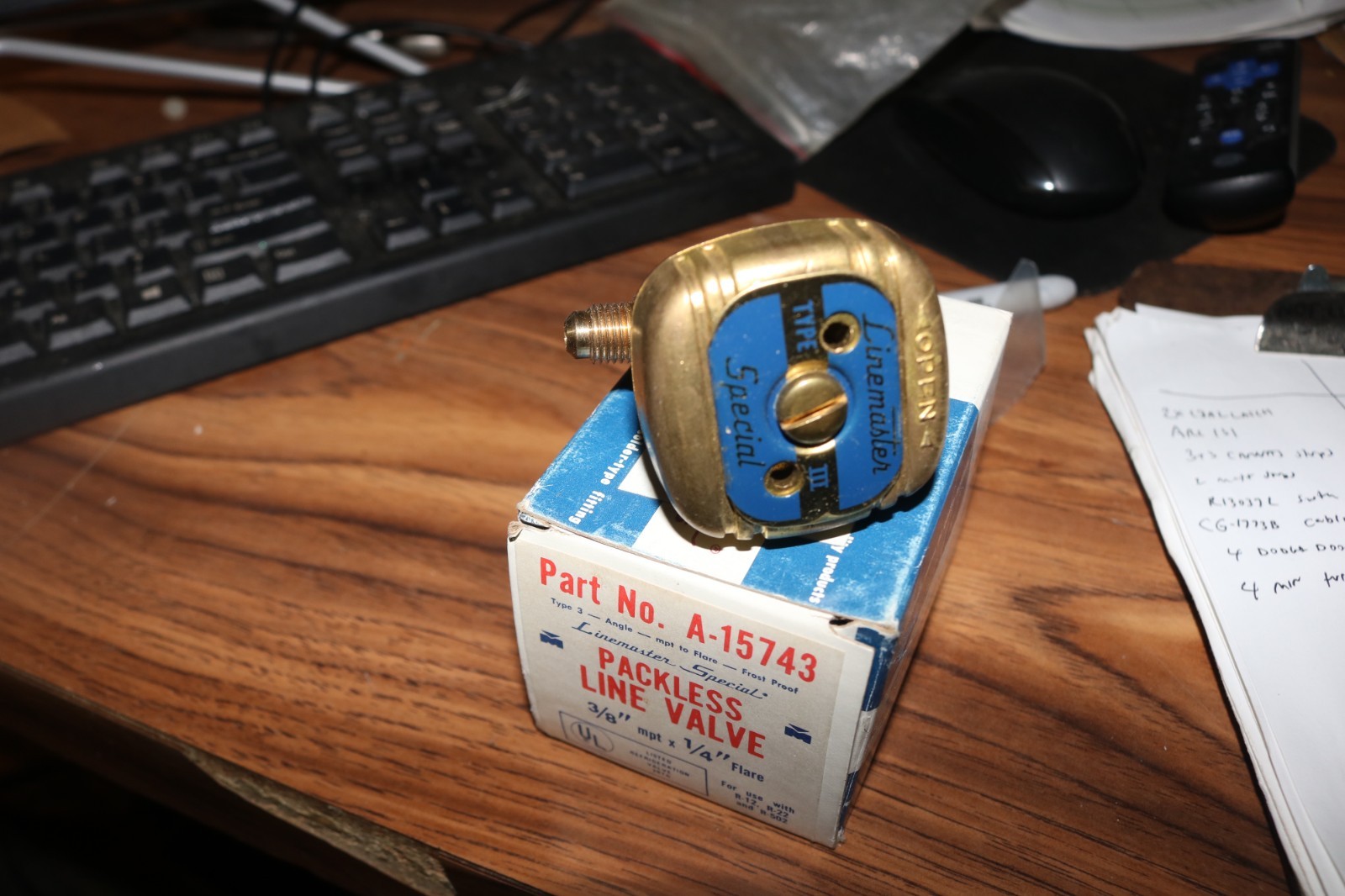 NOS Linemaster A-15743 brass angle valve 3/8 MPT x 1/4 Flare 4820-00-580-6923