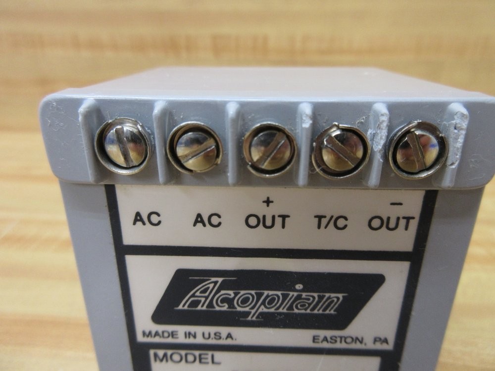Acopian 5EB200 Power Supply