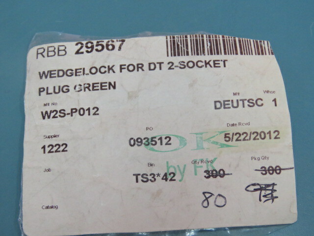 DEUTSC W2S-P012 Qty of 224 per Lot WEDGELOCK FOR DT 2-SOCKET