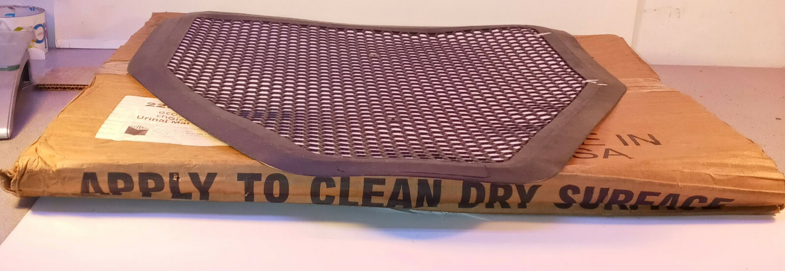 6 NEW ECO CHOICE 220206 URINAL MATS NIB ***MAKE OFFER***