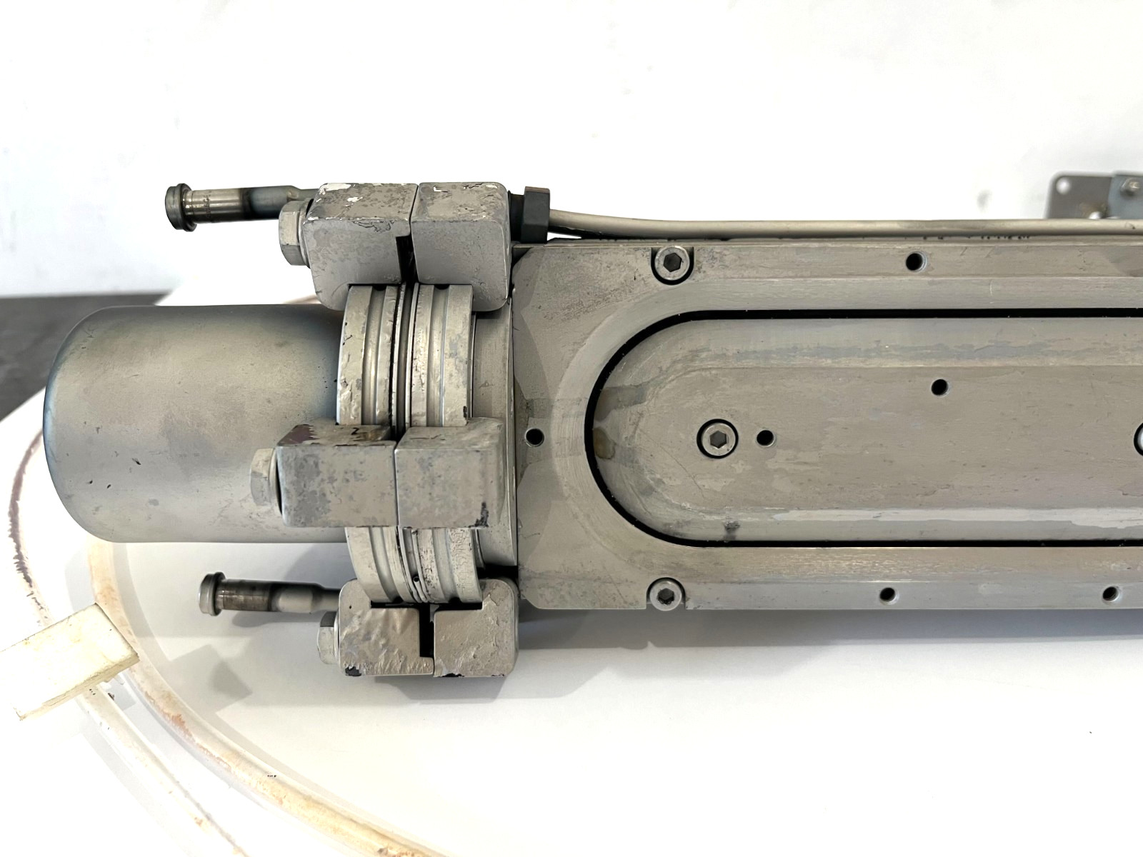 Veeco ALS340L Anode Layer Source ion gun 300mm linear DC