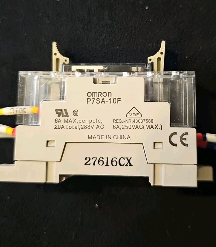OMRON G7SA-2A2B Relay & Base P7SA-10F 250VAC 6A NSNP – Free Shipping