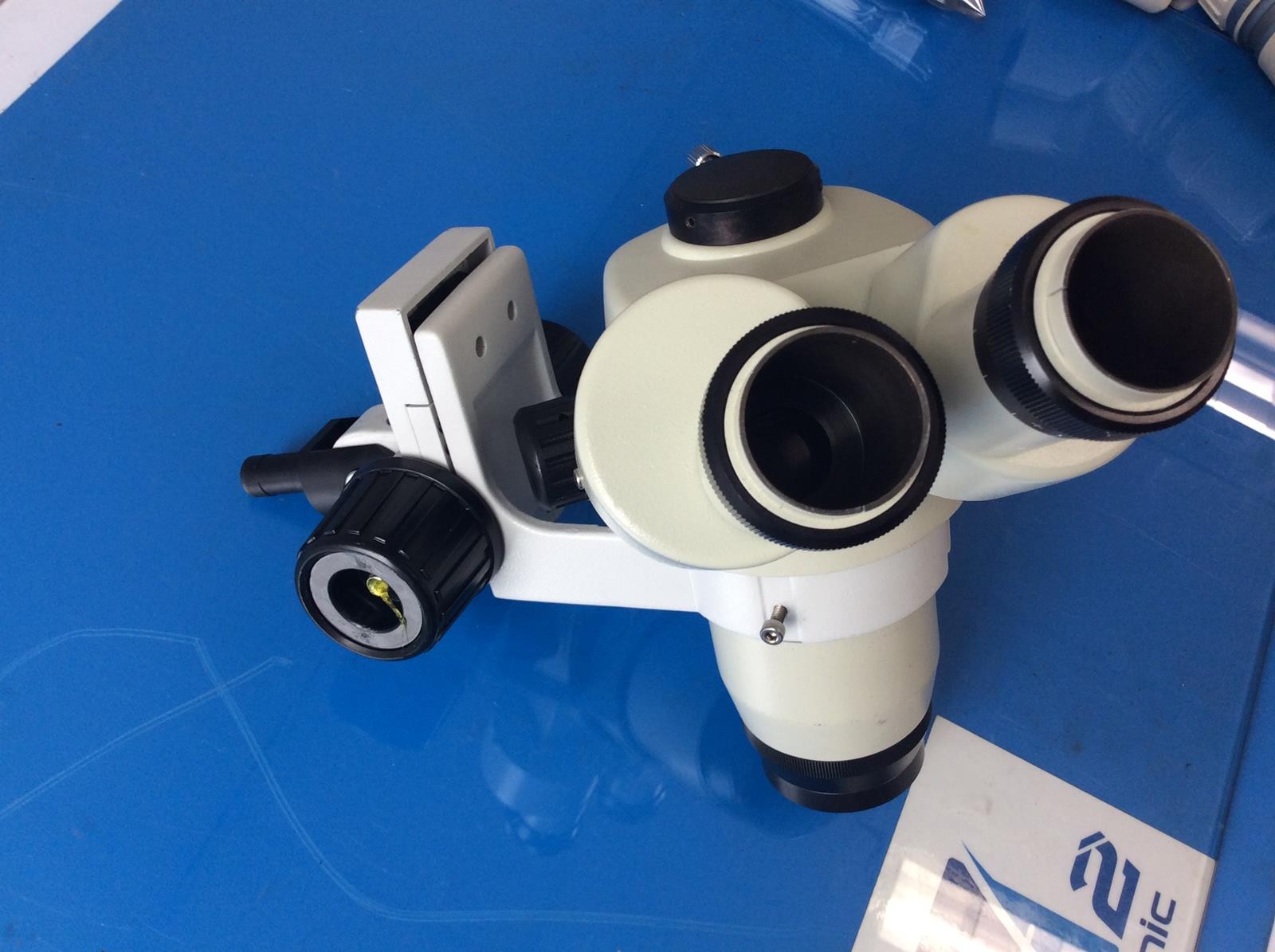 MOTIC BINOCULAR MICROSCOPE HEAD 1.5X