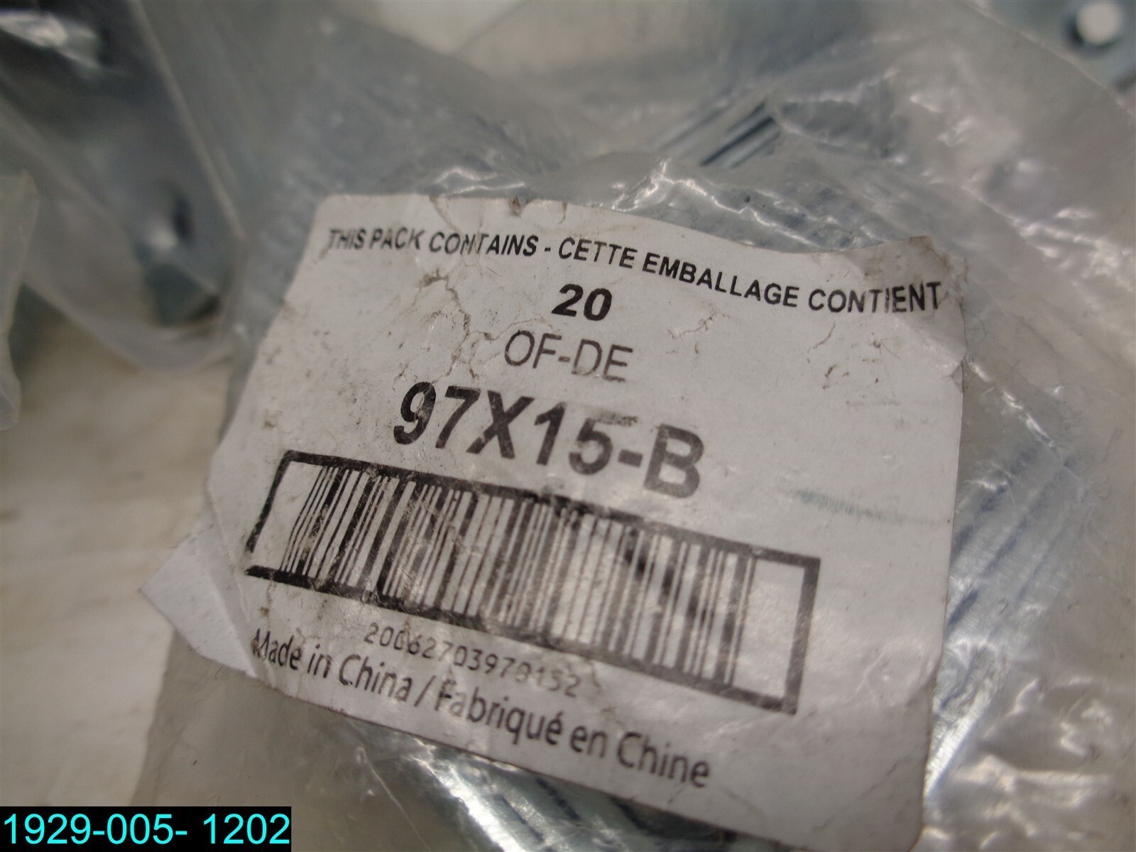 QTY=9 PACKAGE OF 20 (180): 97X15-B OF-DE Angle Brackets CETTE EMBALLAGE