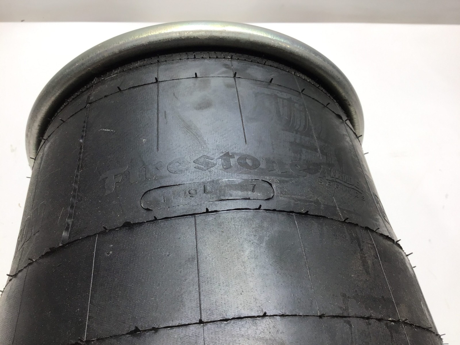 International 6104797C91 Air Spring Assembly FS Hendrickson Truck Suspension