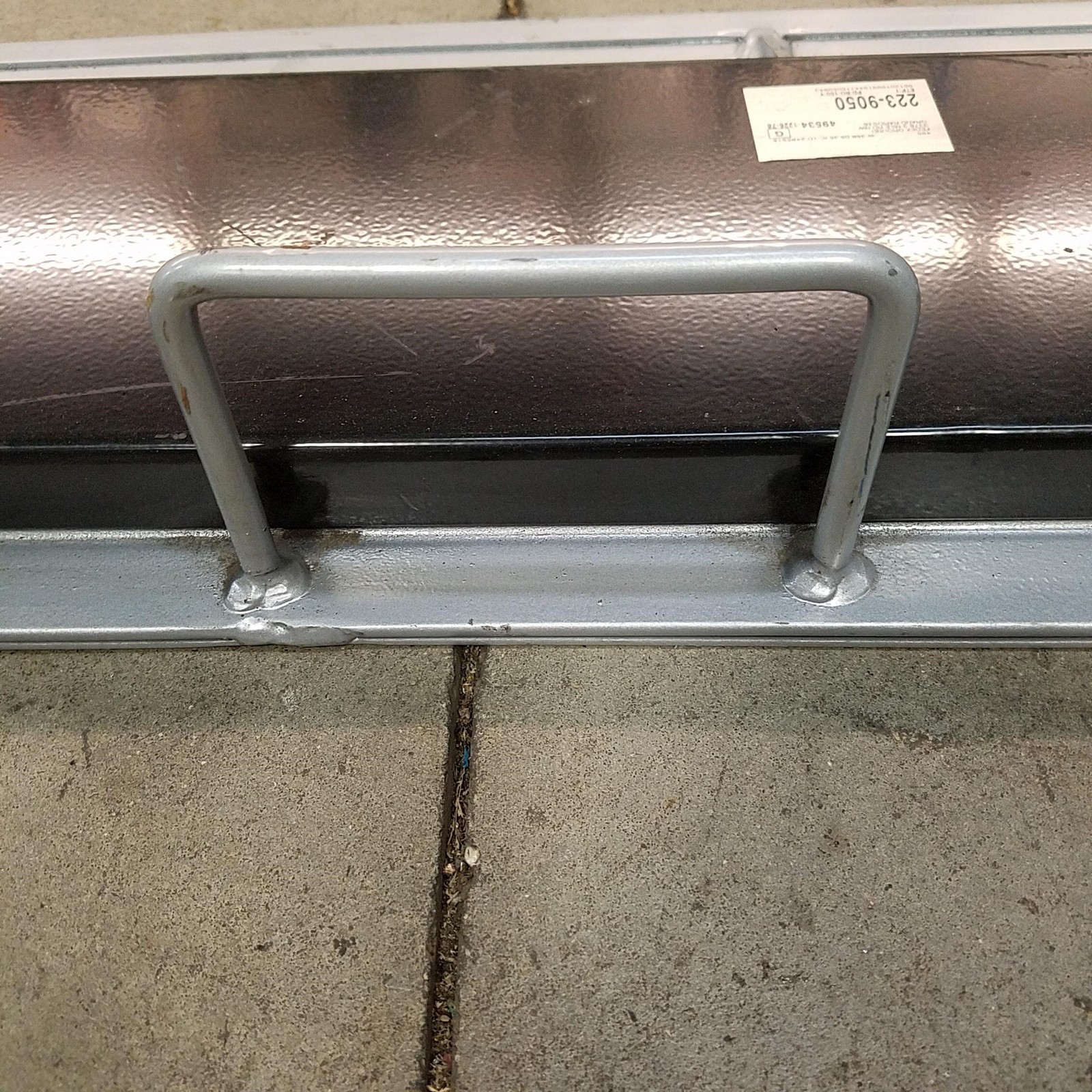 Wasp A206909B Flip Down Gate Assembly – USED