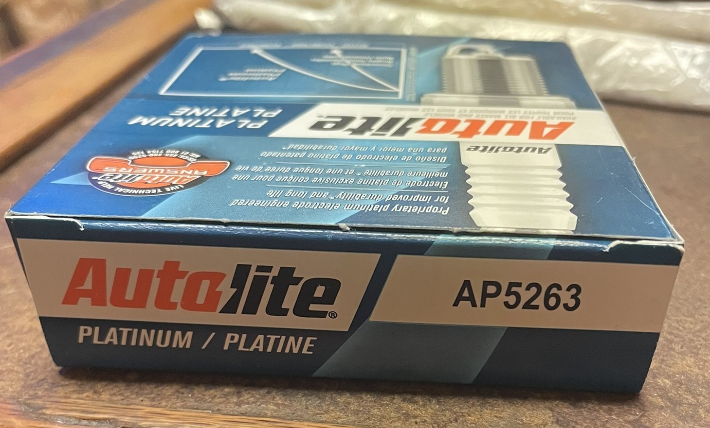 Pack of 4 – Autolite Platinum Spark Plugs – P/N:  AP5263 (NOS)