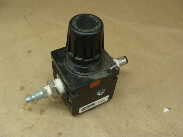 WATTS REGULATOR R105-04C/M1 MAX PRESS 300PSI 3/4″ PORTS