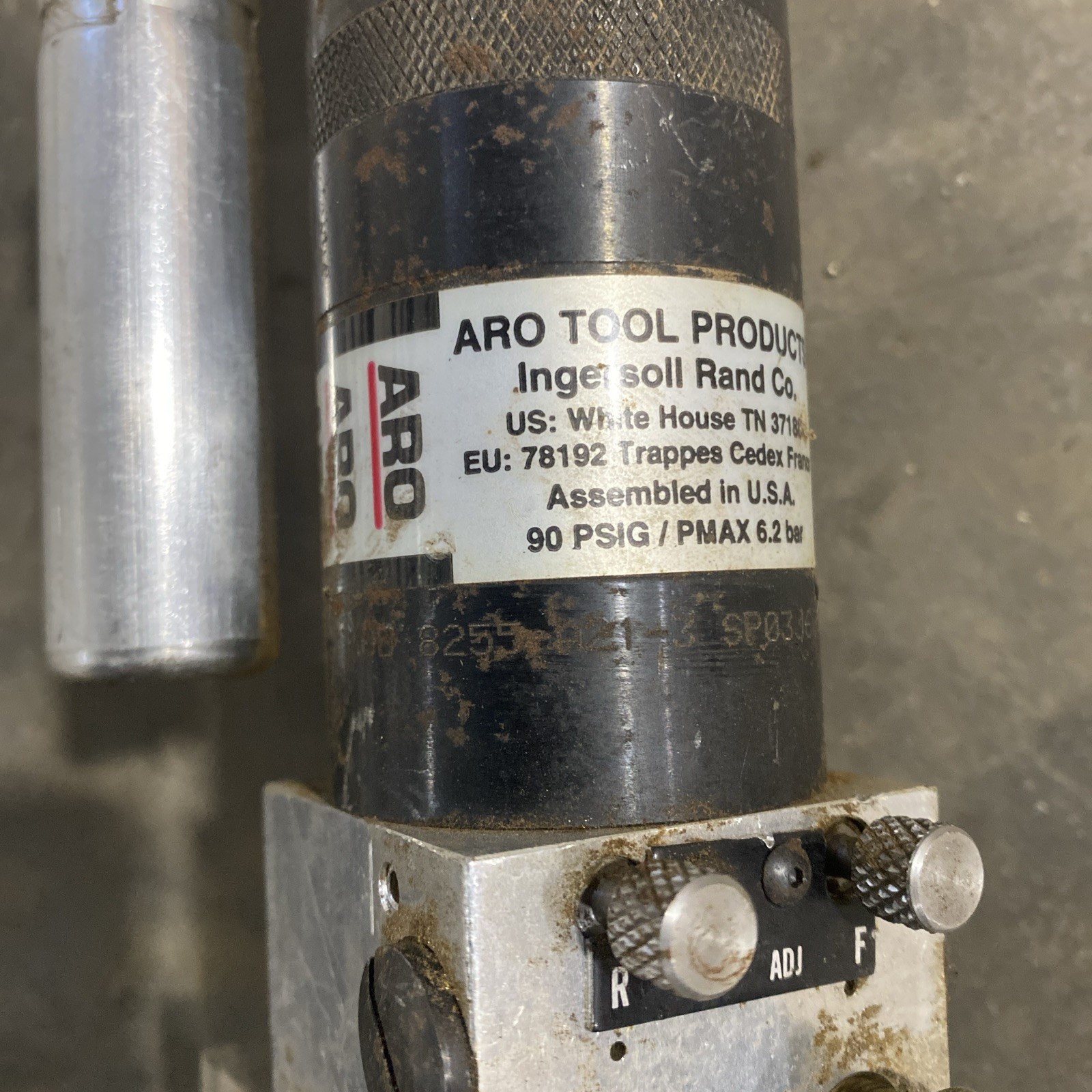ARO 8255-A21-3 PNEUMATIC DRILL WITH DUAL HEAD